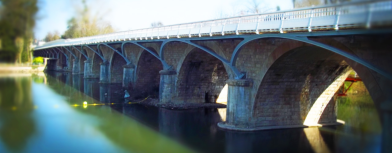 Olivet Footbridge 